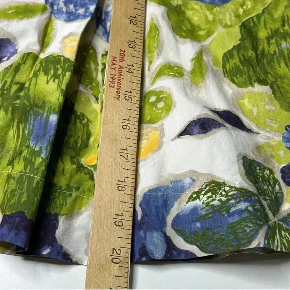 Talbots Woman’s Floral Pleated Skirt 12P Blue White Yellow Lined Side Zip Close - Picture 10 of 10